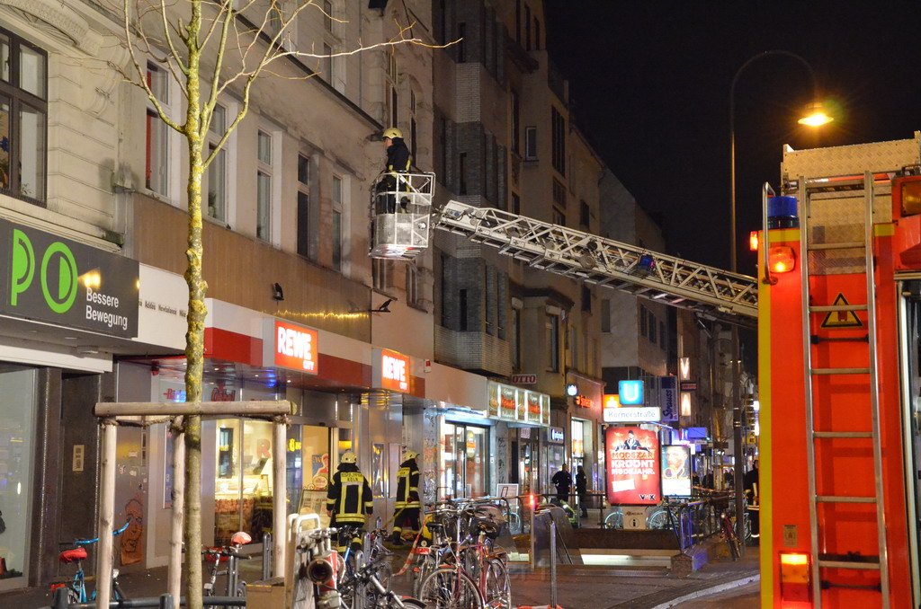 Feuer2Y Koeln Ehrenfeld Venloerstr P179.JPG